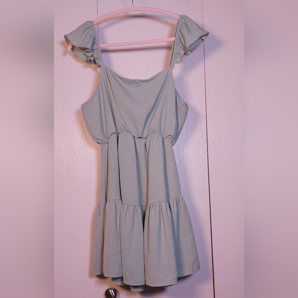 Everly Green Baby Doll Sundress Size Large Lined Ruffle Tiered Skirt Mini Boho - Picture 9 of 10